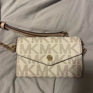Michael Kors crossbody purse